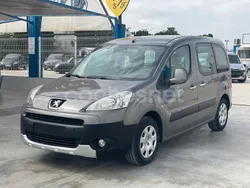 Gris / plata Usado 2010 Peugeot Partner Tepee Outdoor Monovolumen | 8499 € (Un poco caro)