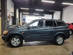Negro Usado 2006 Ssangyong (KGM) Kyron Limited SUV | 4999 €
