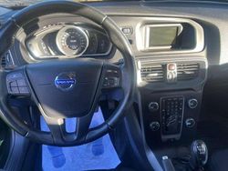 Negro Usado 2014 Volvo V40 Utilitario | 9990 €