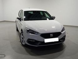 Blanco Nuevo 2025 Seat Leon FR Berlina | 31.000 €