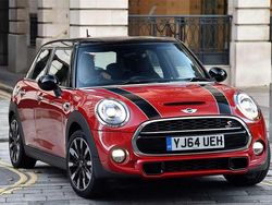 Negro Usado 2023 Mini Cooper Utilitario | 21.900 € (Precio justo)