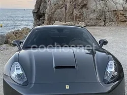 Gris / plata Usado 2010 Ferrari California Descapotable | 109.000 € (Caro)