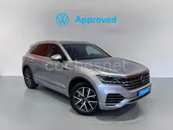 Gris / plata Usado 2021 VW Touareg SUV | 49.900 € (Caro)