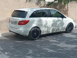 Blanco Usado 2013 Mercedes B180 Monovolumen | 11.200 € (Un poco caro)