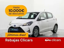 Blanco Usado 2018 Toyota Yaris Hybrid Active Utilitario | 12.390 € (Precio justo)