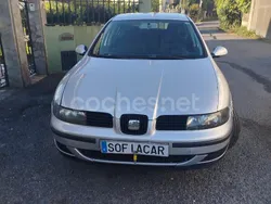 Gris / plata Usado 2003 Seat Leon Berlina | 2000 € (Precio justo)