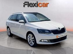 Blanco Usado 2017 Skoda Fabia Ambition Utilitario | 7490 € (Buen precio)