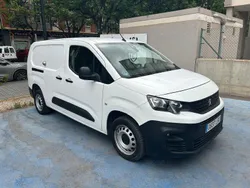 Blanco Usado 2021 Peugeot Partner Premium Monovolumen | 11.600 € (Precio justo)