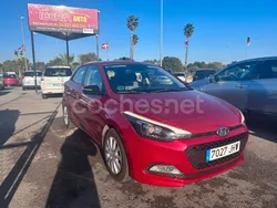 Rojo Usado 2015 Hyundai i20 GO! Berlina | 12.490 € (Un poco caro)