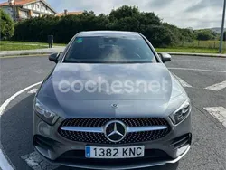 Gris / plata Usado 2018 Mercedes A200 Berlina | 28.900 € (Caro)