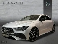 Gris / plateado Usado 2024 Mercedes CLA200 Coupe | 38.500 € (Precio justo)