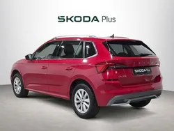 Rojo Usado 2023 Skoda Kamiq Ambition SUV | 22.950 € (Un poco caro)