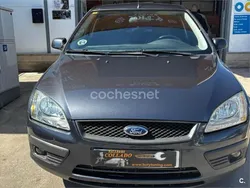 Azul Usado 2006 Ford Focus Trend Berlina | 3900 € (Un poco caro)