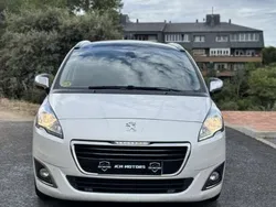 Blanco Usado 2014 Peugeot 5008 Monovolumen | 9499 € (Un poco caro)