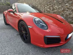 Rojo Usado 2017 Porsche 911 Coupe | 88.300 €