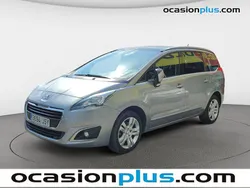 Gris Usado 2016 Peugeot 5008 Allure Monovolumen | 14.200 € (Precio justo)