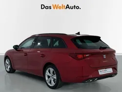 Rojo Usado 2024 Seat Leon ST FR Familiar | 26.821 € (Un poco caro)