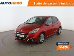 Rojo Usado 2019 Peugeot 208 Signature Sky Utilitario | 9399 € (Precio justo)