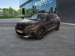 Gris / plata Usado 2022 Peugeot 2008 Allure SUV | 17.100 € (Precio justo)