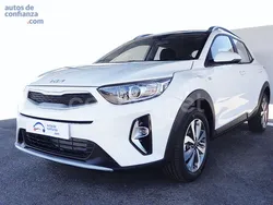 Blanco Usado 2024 Kia Stonic SUV | 19.200 € (Precio justo)