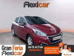 Rojo Usado 2016 Peugeot 208 Access Utilitario | 7490 € (Precio justo)