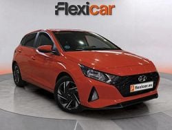 Rojo Usado 2021 Hyundai i20 Berlina | 12.690 € (Buen precio)