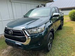 Verde Nuevo 2025 Toyota HiLux Recogida | 47.000 € (Caro)