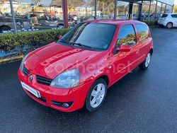 Rojo Usado 2007 Renault Clio II Authentique Berlina | 2500 € (Precio justo)