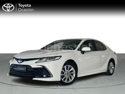 Blanco Usado 2022 Toyota Camry Advance Berlina | 26.900 € (Precio justo)