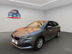 Gris Usado 2022 Skoda Scala Ambition Utilitario | 14.980 € (Precio justo)