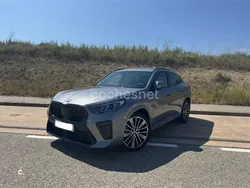 Gris / plata Usado 2024 BMW X2 Comfort Edition SUV | 49.000 €
