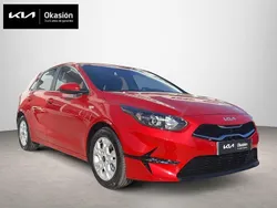 Rojo Nuevo 2024 Kia Ceed Berlina | 23.990 € (Precio justo)