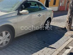 Beige Usado 2004 Renault Mégane Cabriolet Dynamique Descapotable | 600 €