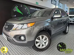 Gris / plata Usado 2010 Kia Sorento SUV | 13.490 € (Un poco caro)