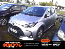 Gris Usado 2023 Mazda 2 Center-Line Utilitario | 16.850 € (Precio justo)