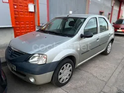 Gris / plata Usado 2005 Dacia Logan Base Berlina | 2990 € (Un poco caro)