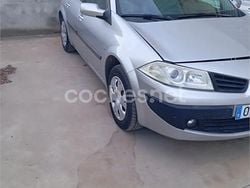 Gris / plata Usado 2007 Renault Mégane II Dynamique Berlina | 400 €