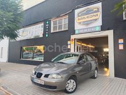 Gris / plata Usado 2006 Seat Cordoba Reference Berlina | 2700 € (Precio justo)