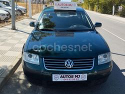 Verde Usado 2002 VW Passat Highline Berlina | 4500 € (Un poco caro)