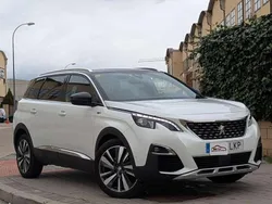 Blanco Usado 2020 Peugeot 5008 GT Monovolumen | 22.950 € (Precio justo)