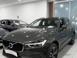 Gris / plata Usado 2020 Volvo XC60 Momentum SUV | 32.990 € (Precio justo)