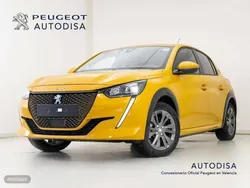 Amarillo Nuevo 2024 Peugeot e-208 GT Utilitario | 26.995 € (Un poco caro)