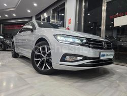 Gris / plata Usado 2020 VW Passat Executive Berlina | 18.390 € (Un poco caro)