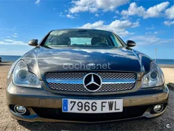 Gris / plata Usado 2007 Mercedes CLS320 Berlina | 12.575 € (Un poco caro)