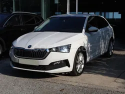 Blanco Usado 2022 Skoda Scala Style Utilitario | 16.450 € (Buen precio)