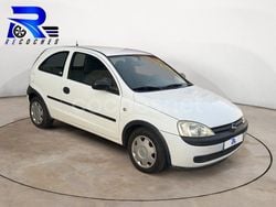 Blanco Usado 2002 Opel Corsa Club Berlina | 2800 € (Un poco caro)