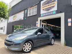 Gris / plata Usado 2007 Peugeot 207 Berlina | 3700 € (Buen precio)
