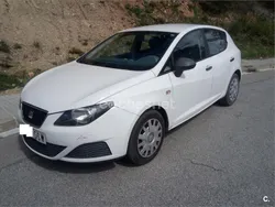 Blanco Usado 2010 Seat Ibiza Reference Berlina | 3990 € (Precio justo)