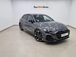 Gris / plata Usado 2024 Audi A3 Sportback e-tron Sport Berlina | 37.900 €