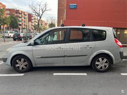 Gris / plata Usado 2004 Renault Grand Scénic II Dynamique Monovolumen | 1350 €